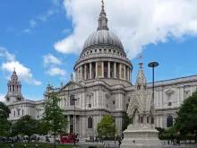 Panoramic Tour of London with St Paul's Cathedral and Guard Change