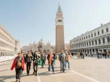 Welcome to Venice Express with St. Mark's Basilica (by WALKS)