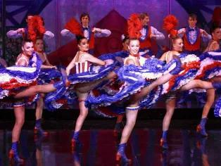 Dinner & Show in Moulin Rouge