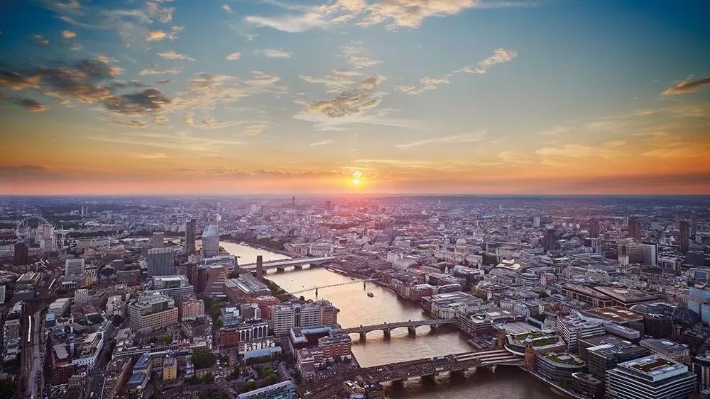 London The View from the Shard - Sunset view