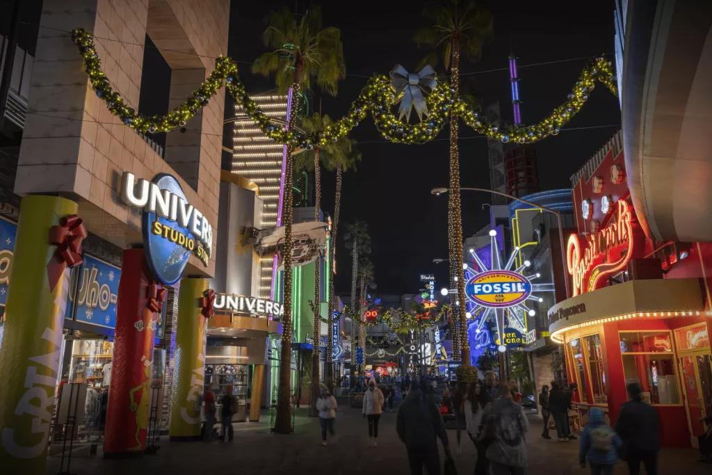 Shops at Universal CityWalk decorated for Christmas with lights and garlands