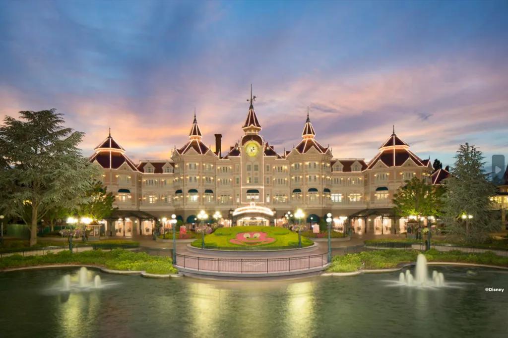 Disneyland Hotel