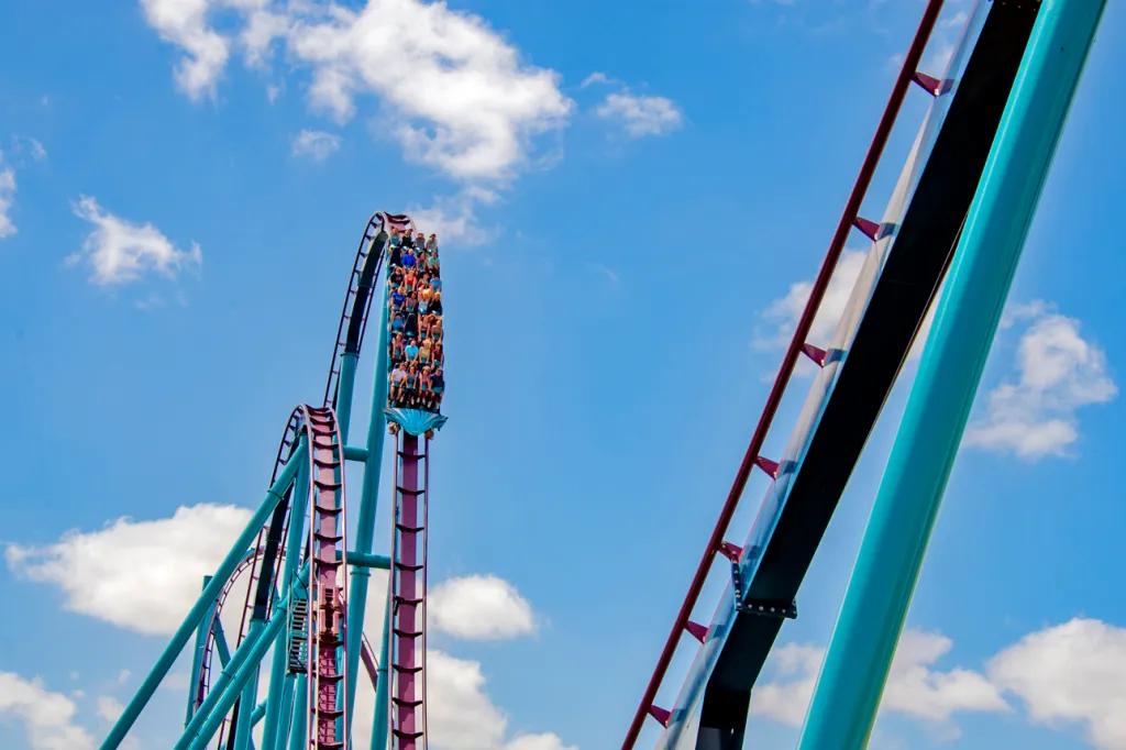 Achterbahn Mako in SeaWorld Orlando