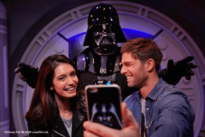 Guests with Darth Vader, Discoveryland