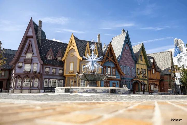 World of Frozen fountain