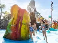 Volcano Bay Tot Tiki Reef