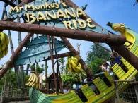 banana-boat-swing-ride