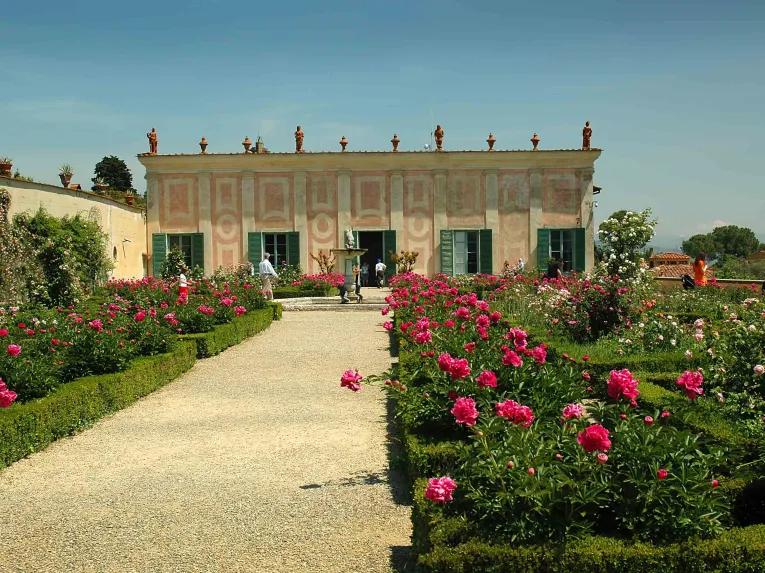 Florence Medici's Mile - Walking along the Path of Medici Residence and Vasari Corridor
