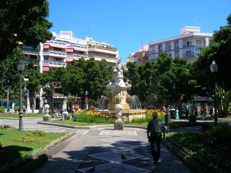 Santa Cruz Shopping