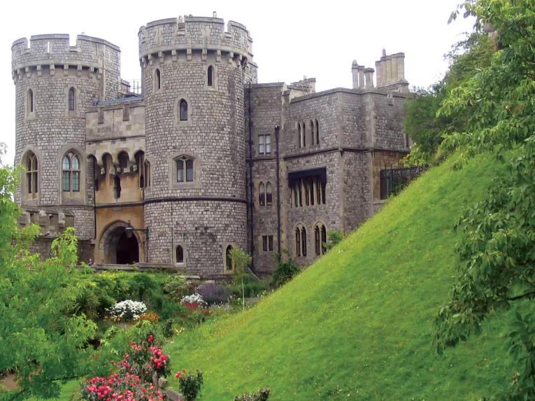 Buckingham Palace Tickets and Windsor Castle Tour