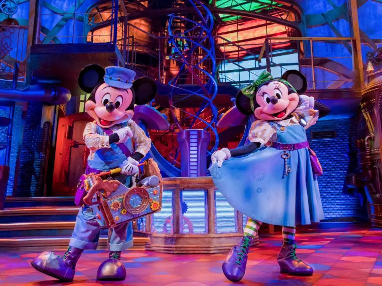Mickey & Minnie