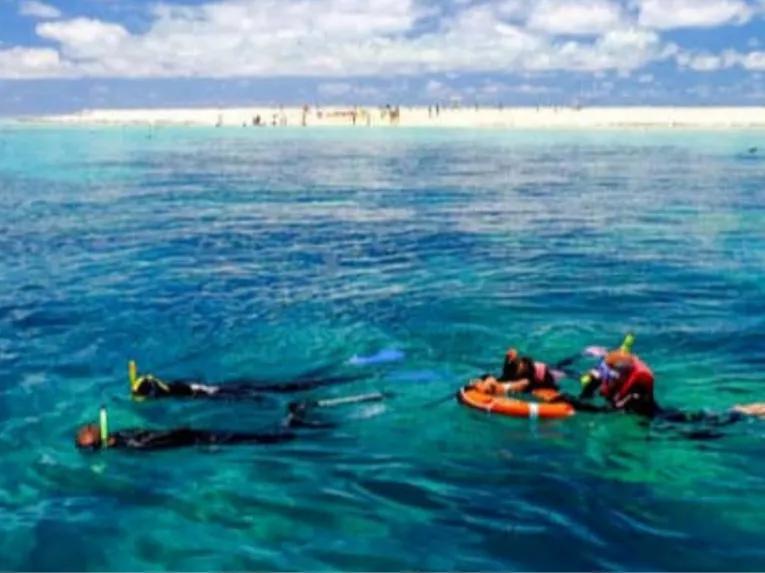 Luxury Ocean Spirit Cruise to Michaelmas Cay