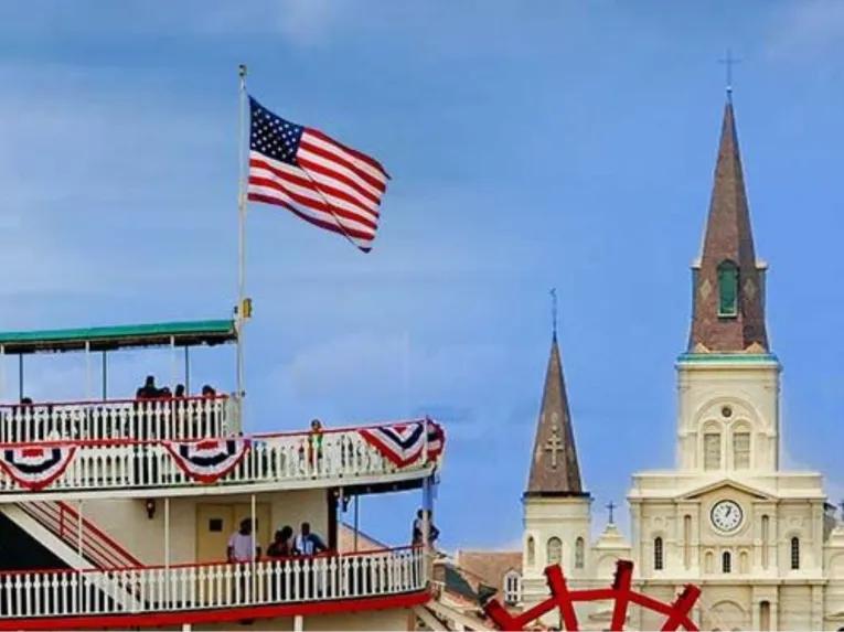 Harbor Jazz Sightseeing Cruise on the City of New Orleans