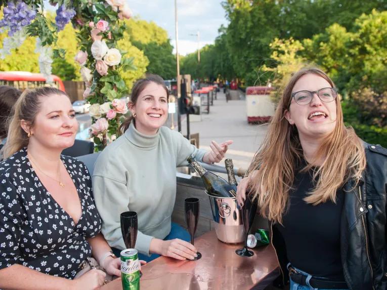 London Bar Bus Tour