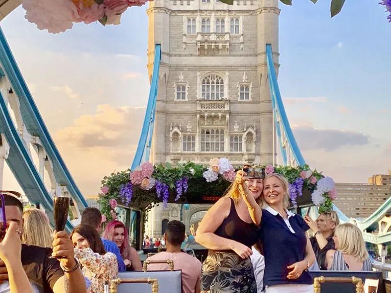 London Bar Bus Tour