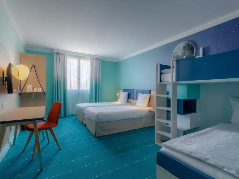 Grand Magic Hotel Family Room