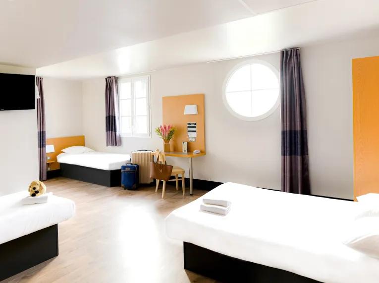 B&B Hotel Room