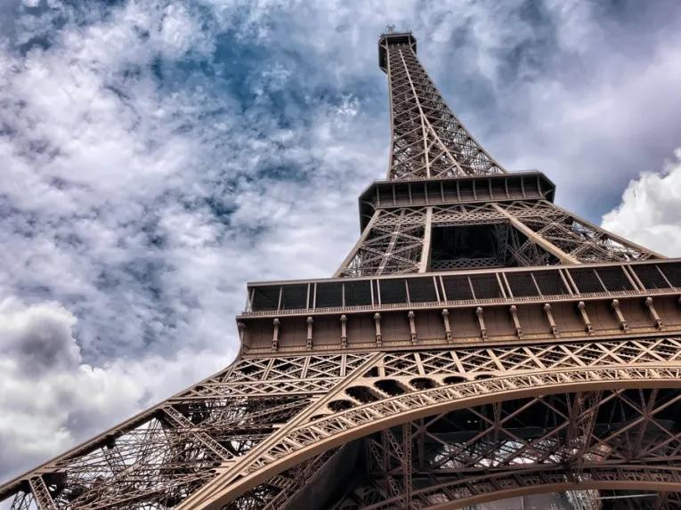 up-view-of-eiffel-tower