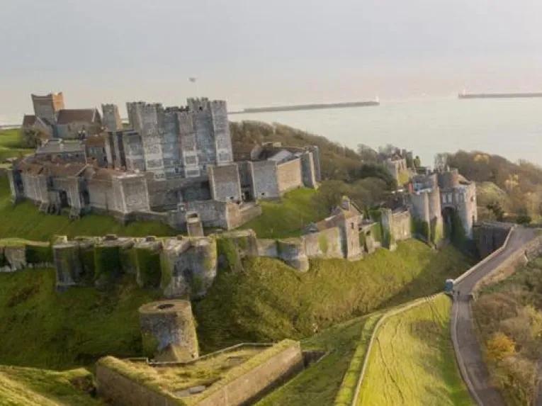 castle-on-hilltop