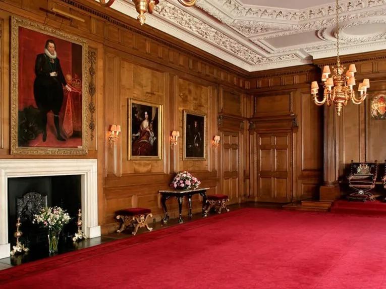 throne-room