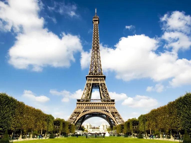 eiffel-tower