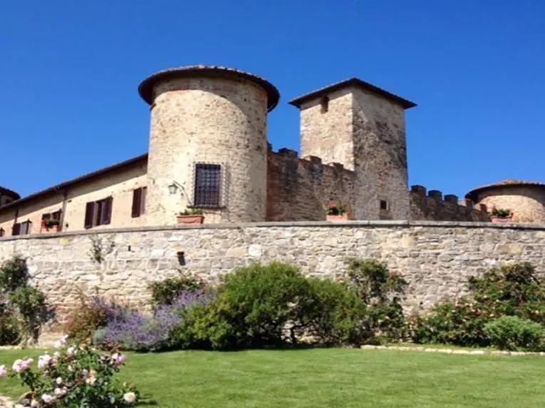 Tuscan-building