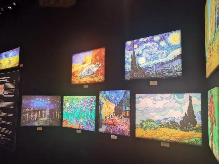 canvas-on-walls