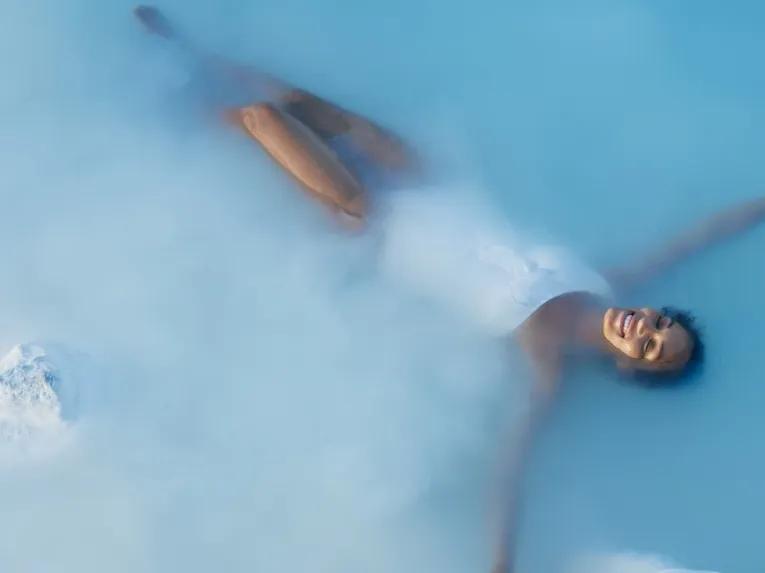 floating-in-pool