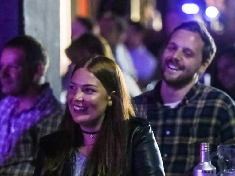 audience-laughing