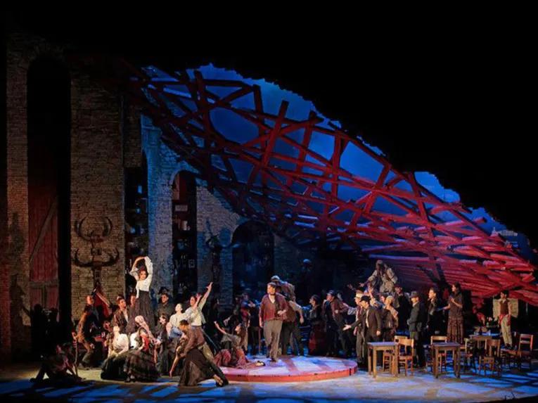Met Opera - Carmen 