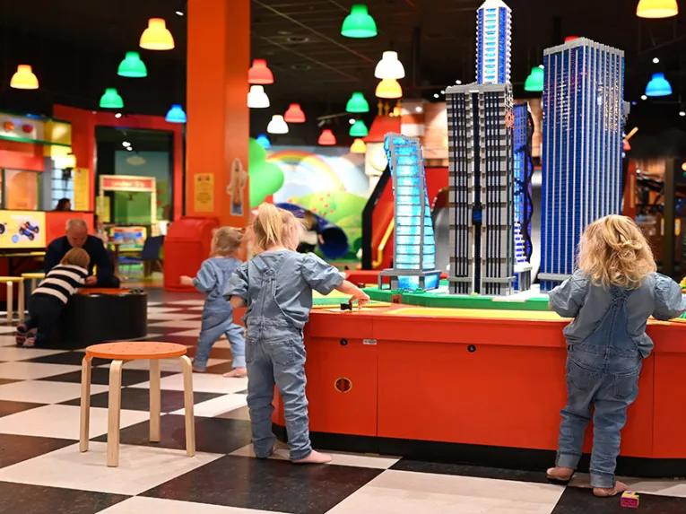lego-building