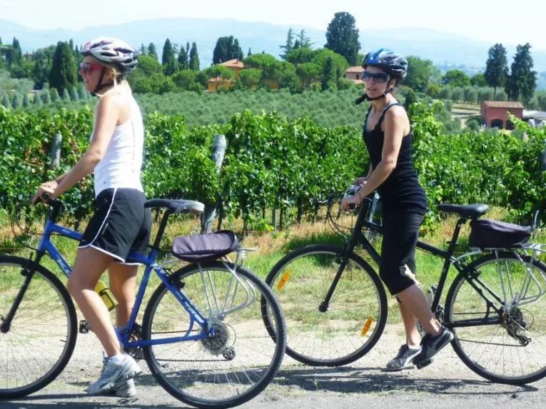 pair-on-bikes