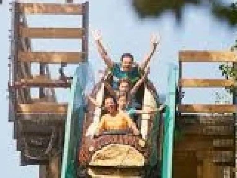 River-flume ride