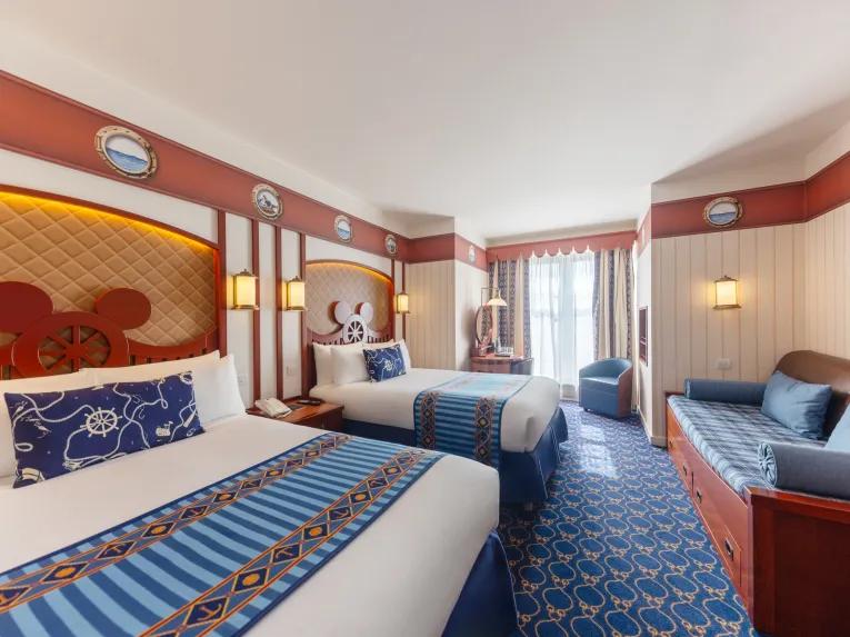 Compass Club Room NPC DLP