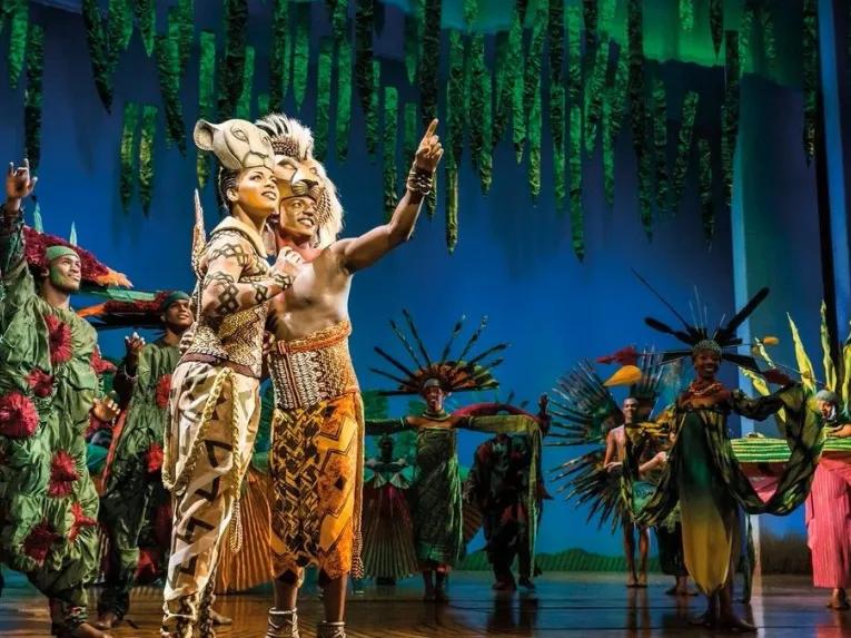 lion-king-on-stage