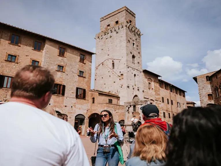 Tour Guide
