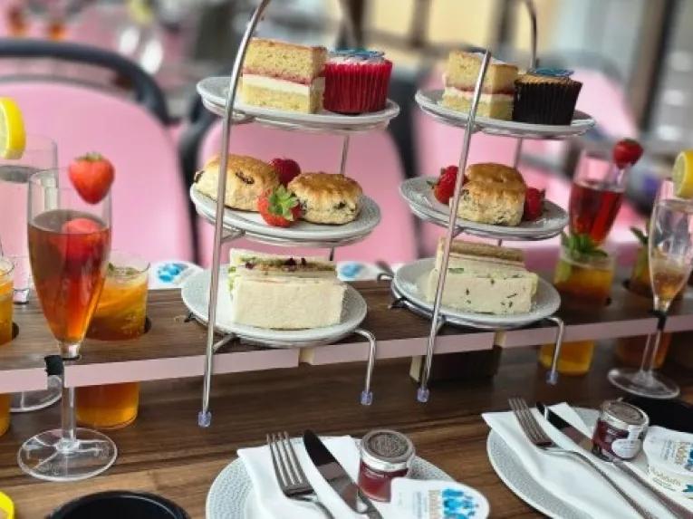 Wimbledon Tea Bus 