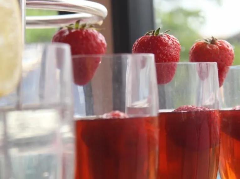 Wimbledon Tea Bus 