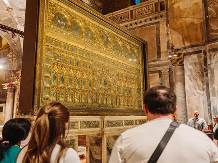Gold Crypt