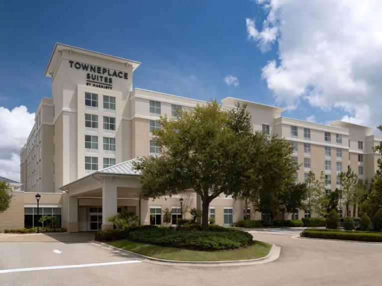 Hotel-front