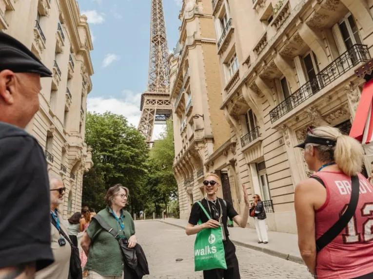 Paris Half-day Tour: Top Landmarks Guided Tour with Seine Cruise (by WALKS)