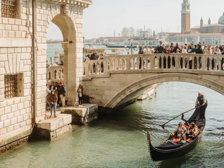 Welcome to Venice Express with St. Mark's Basilica (by WALKS)