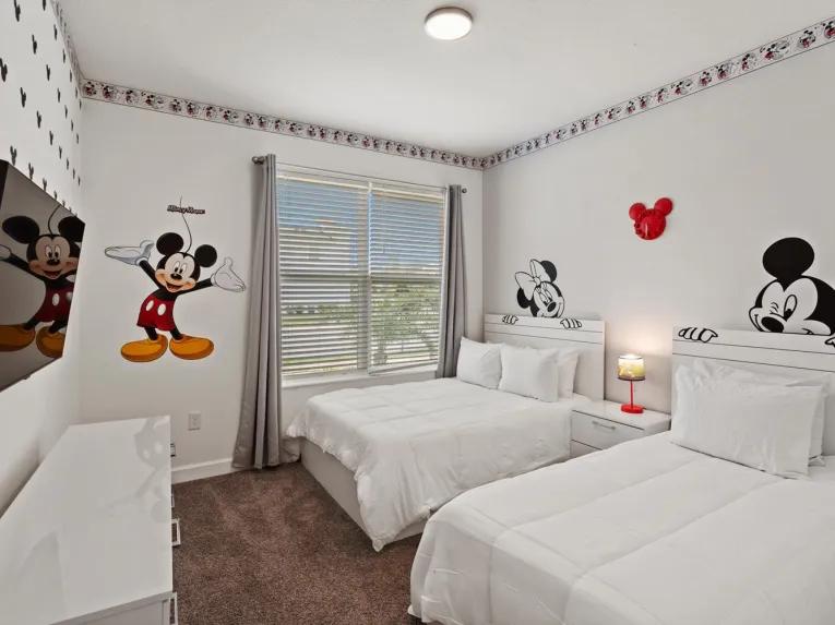 Storey Lake (34492) 5-bedroom Villa in Kissimmee