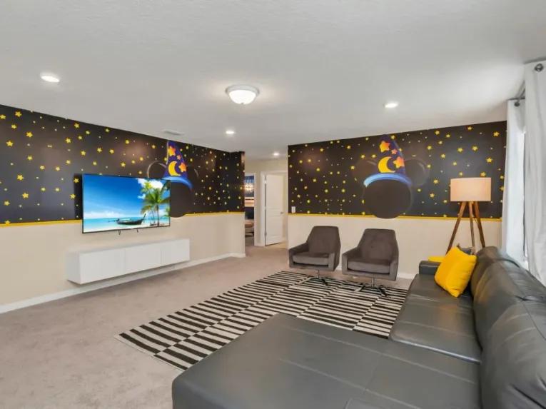 Windsor Island (4937) 7-bedroom Villa in Davenport