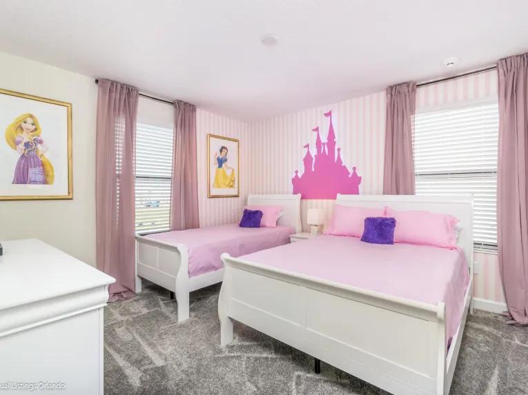 Storey Lake (26055) 9-bedroom Villa in Kissimmee