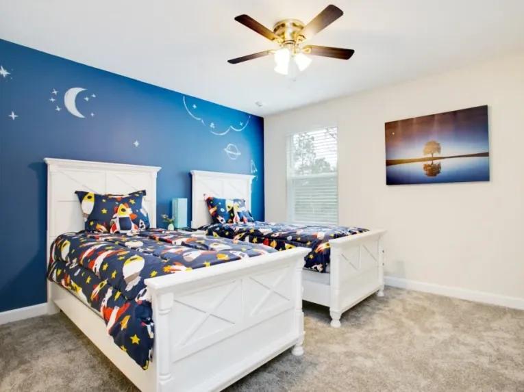 Storey Lake (7400) 9-bedroom Villa in Kissimmee