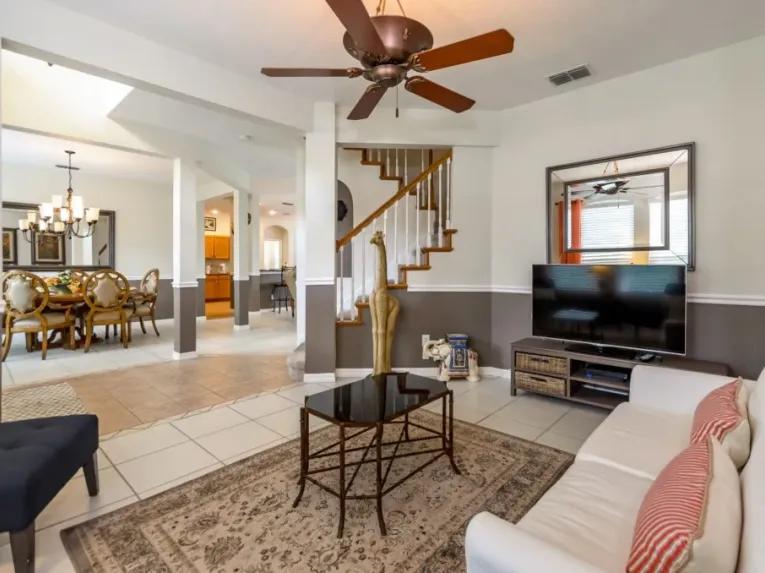 Highlands Reserve (302) 6-bedroom Villa in Davenport