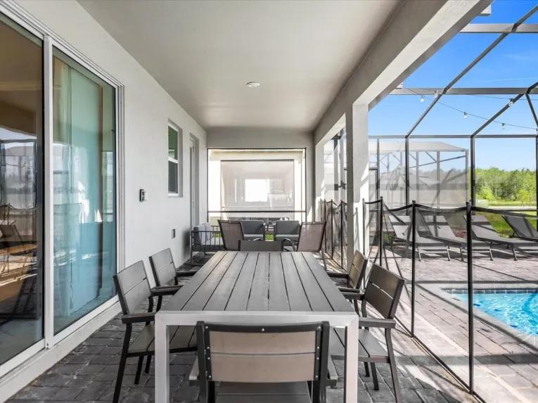 Storey Lake (24909) 9-bedroom Villa in Kissimmee