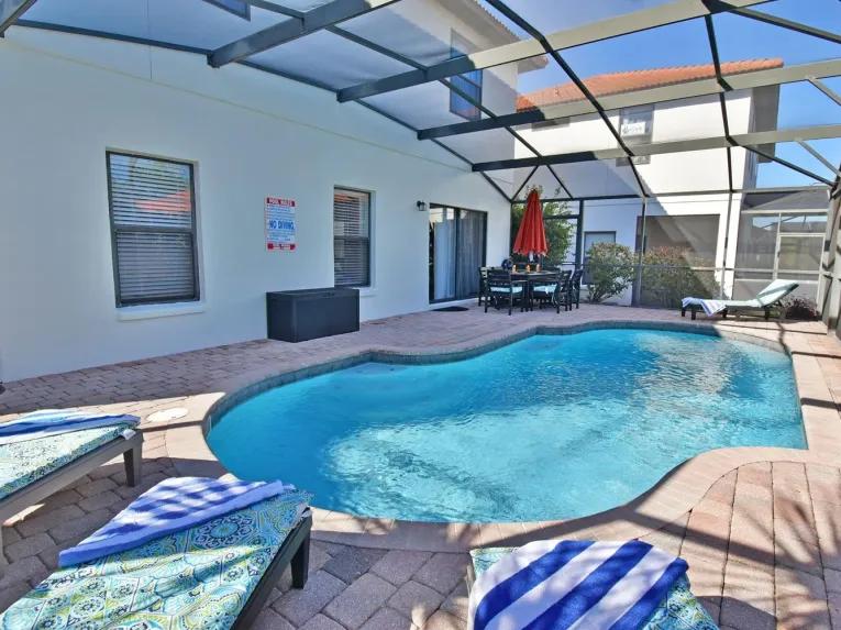 High Grove (5801) 4-bedroom Villa in Clermont