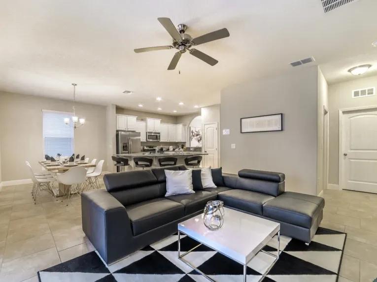 Solterra (5696) 6-bedroom Villa in Davenport